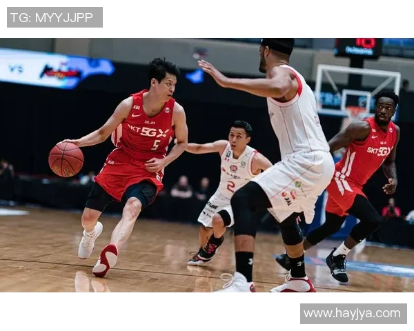 韩篮昌原与高阳的激烈对决引发篮球迷热议赛场精彩瞬间回顾